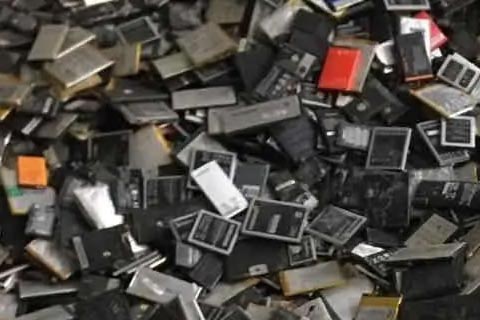 东城正规公司高价收废旧电池|海拉报废电池回收